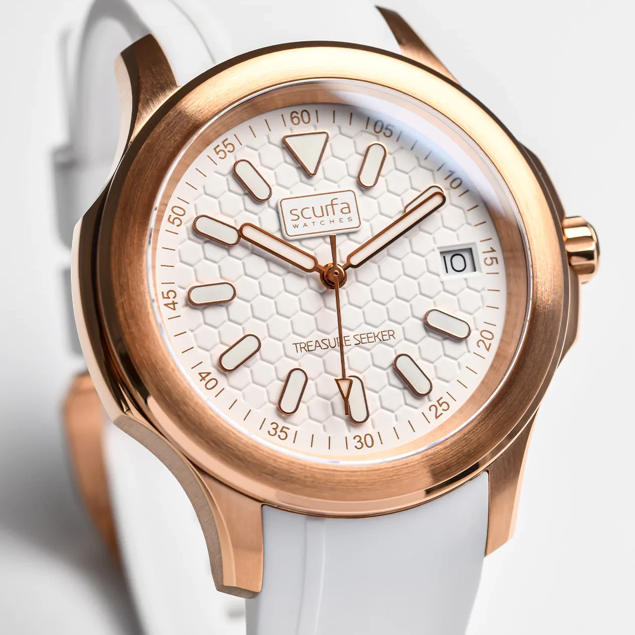 Treasure Seeker Women White Rosegold 02