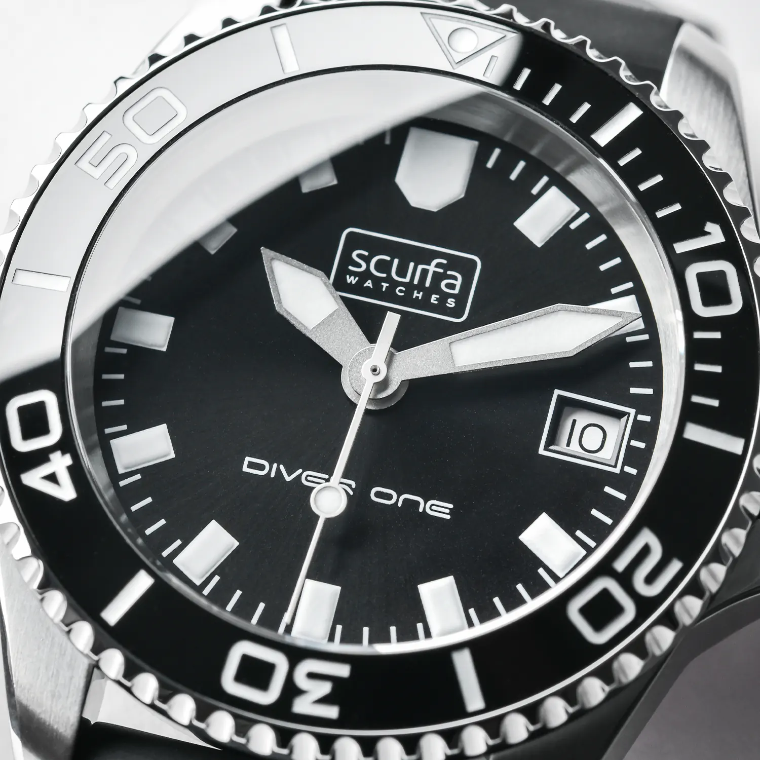 Diver One D1 500 10yr Black 09