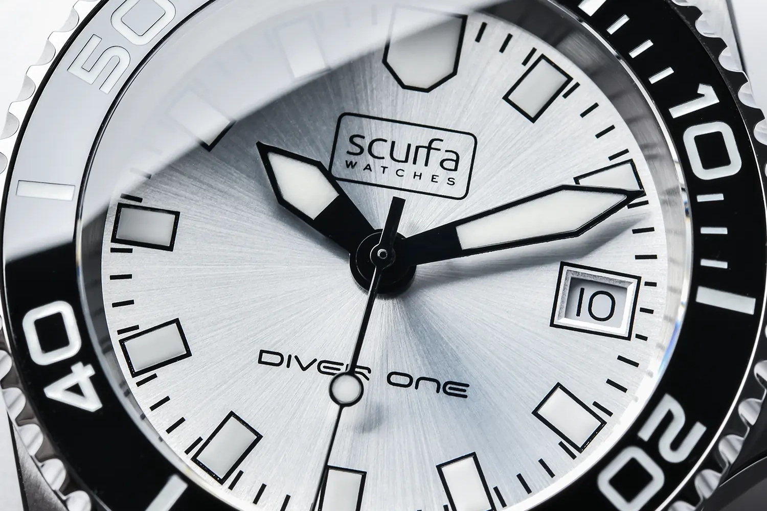 Diver One D1 500 10yr Silver 09