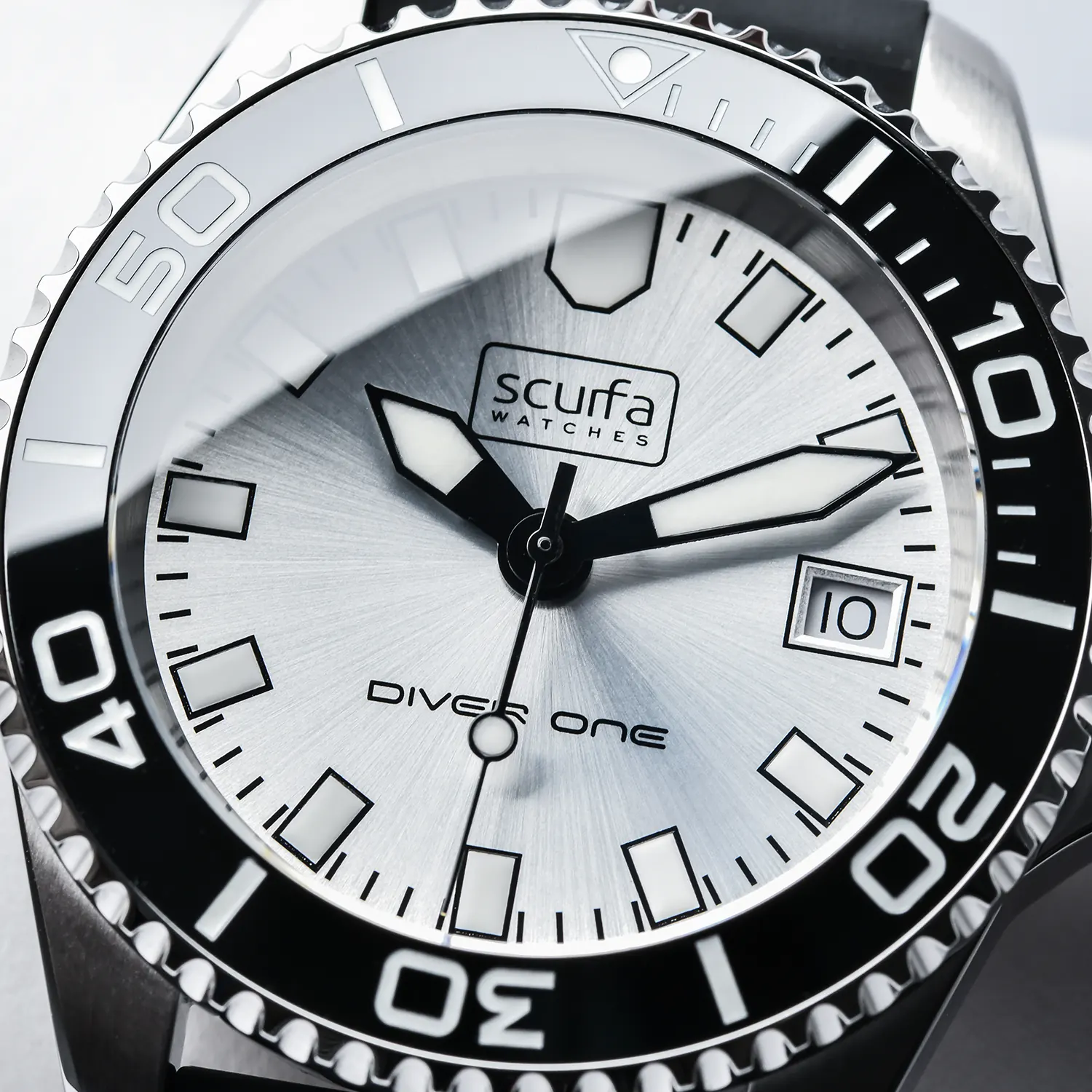 Diver One D1 500 10yr Silver 09