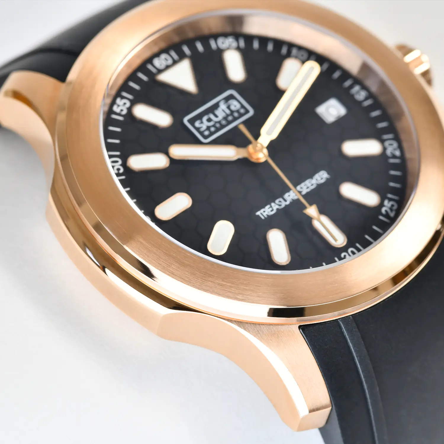Treasure Seeker Men Black Rosegold 03