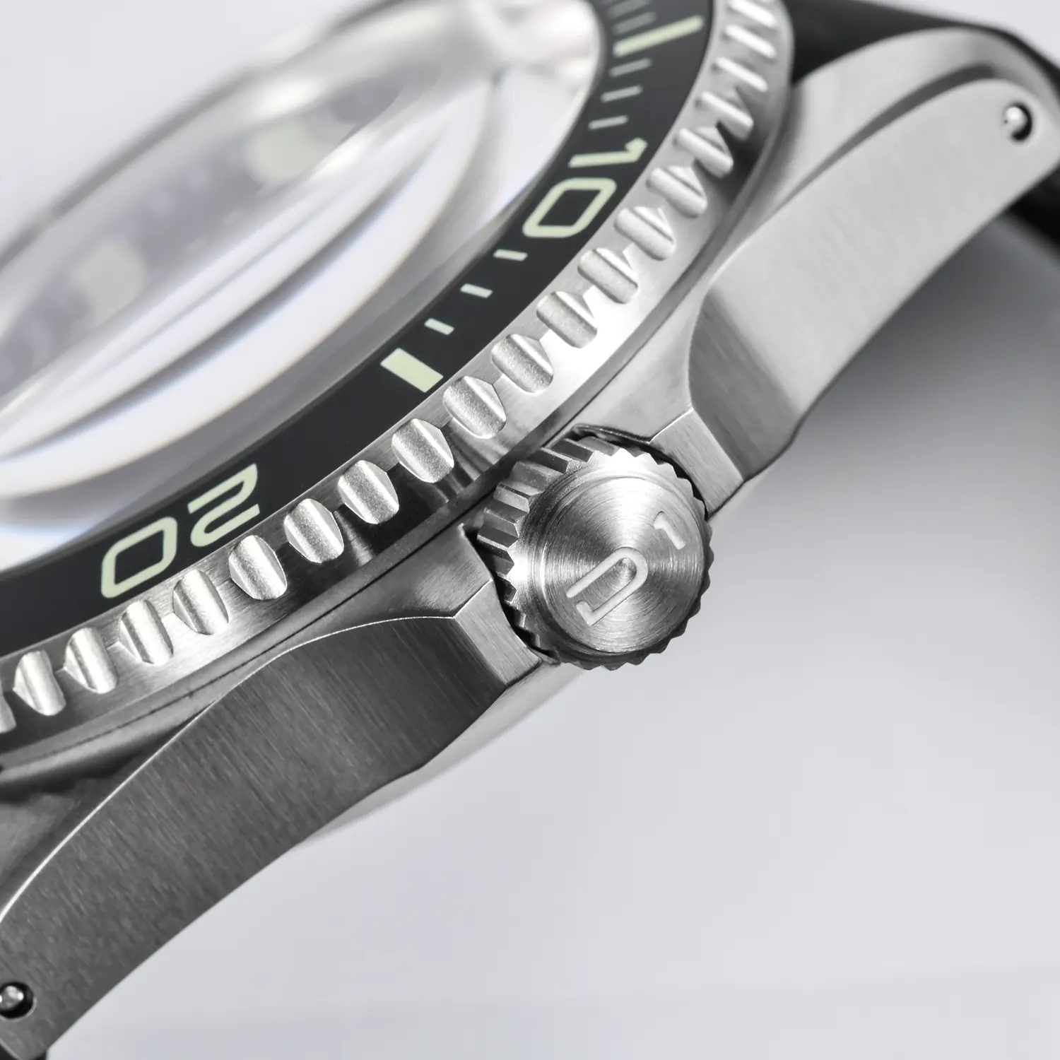 Diver One D1 500 Ndc3 Black Pvd V1 05